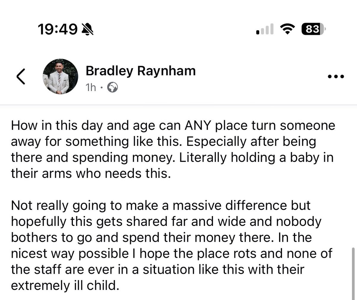Hollz2012's tweet photo. Taken from Facebook but absolutely disgraceful behaviour from @DuckBayMarina - canβt keep just blocking everyone, take some accountability. #DuckBay
Picture of poorly baby on the original post but didnβt feel appropriate to add it here as well without permission. #Boycott https://t.co/MvDpJ3vEGA