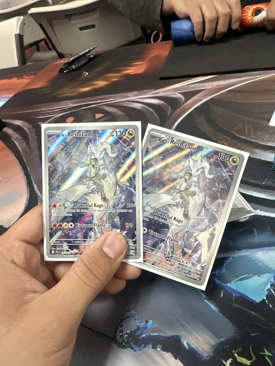 John0618_'s tweet photo. @PokemonRestocks https://t.co/XOUSmsgd8e