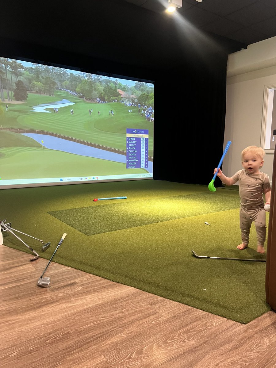 Naples_Raynor's tweet photo. Little man’s getting dialed in. #jrgolf #theplayers https://t.co/xqSyDOoISJ