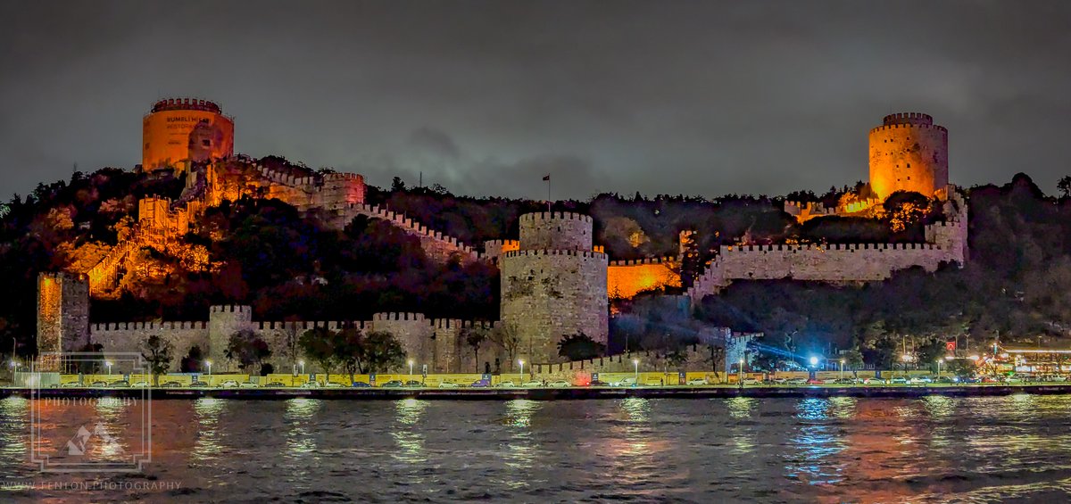 FentonPhoto's tweet photo. Rumeli Fortress illuminated. #istanbul #turkey #travel #photography #nightshot #nightphotography #nightscape #building #fortress #rumelifortress #illumination #water #bosphorous #cloudysky @visitTurkey_ @visitTurkeyNow @visitistanbull @ThePhotoHour @the_gpc_ https://t.co/yAfRIiGzn5