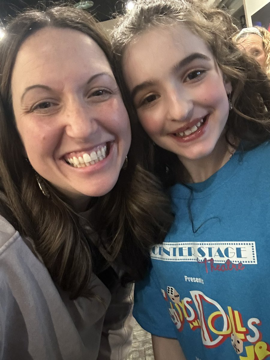 MsDishian's tweet photo. Love me a great show! Especially when my students are in it!! https://t.co/TjkHsNpoRz