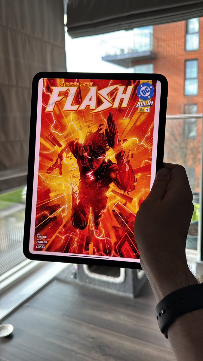 neilvagg's tweet image. Let’s see what this is all about.

#TheFlash #AbsoluteFlash @DCOfficial