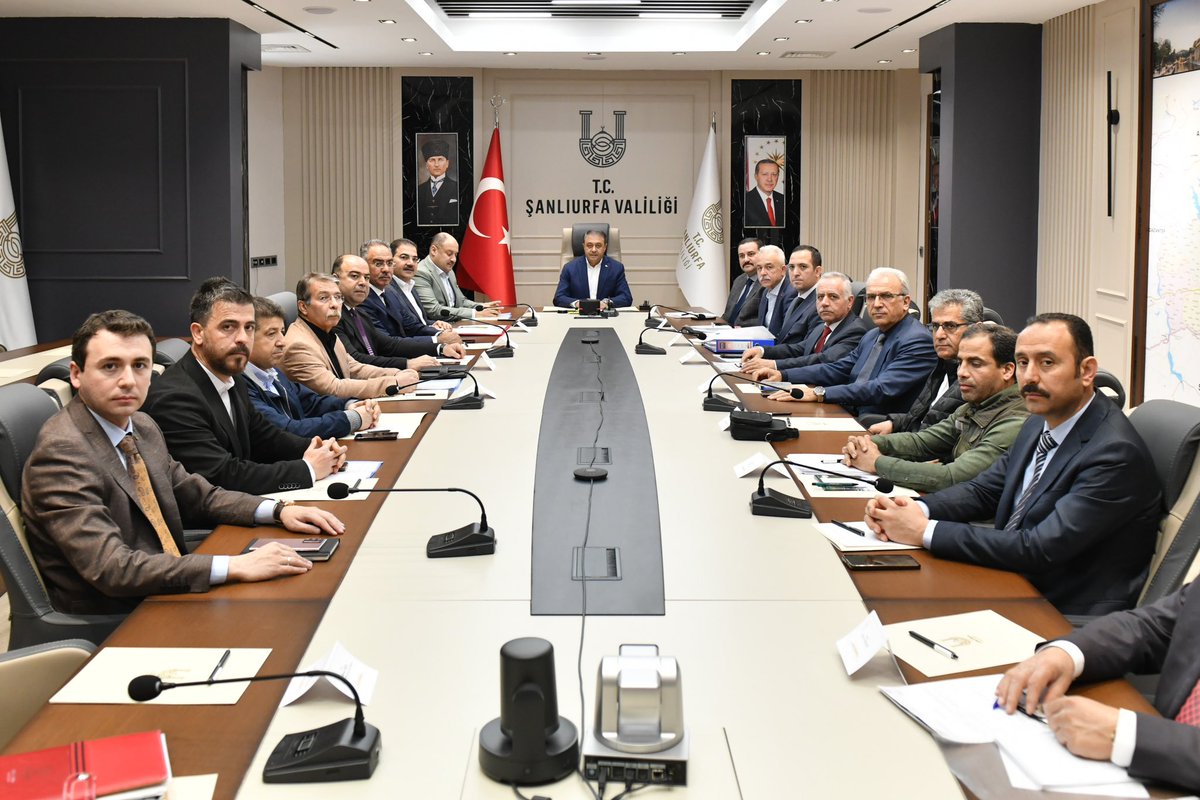 Şanlıurfa Valimiz Sn. Hasan Şıldak başkanlığında; sahipsiz hayvanların toplanması, rehabilitasyonu, bakımevleri oluşturulması ve kuduz hastalığı ile mücadele konularında yürütülen ve planlanan çalışmaların değerlendirildiği Koordinasyon Toplantısına katıldık.