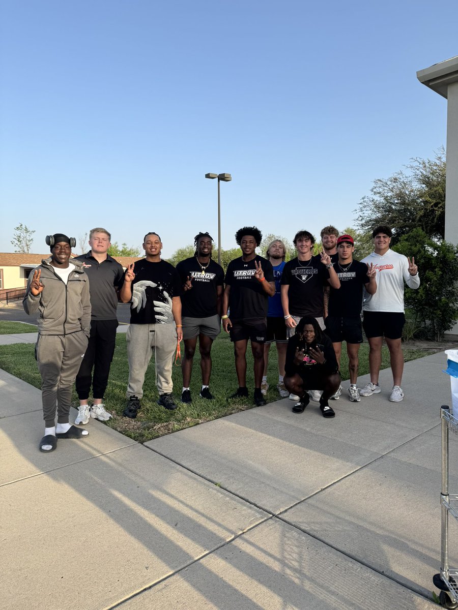Always finding ways to give back to our community! Unity is the secret! ✌🏽

#WinToday
#CommUNITY | #RallyTheValley