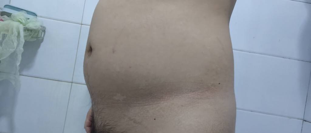 Mo_Rui_D_A's tweet photo. I hope someone can help me become bigger.#inflation  #musclebull #belly #bigbelly #growingbelly #bigboy https://t.co/sMbmPBMlCR