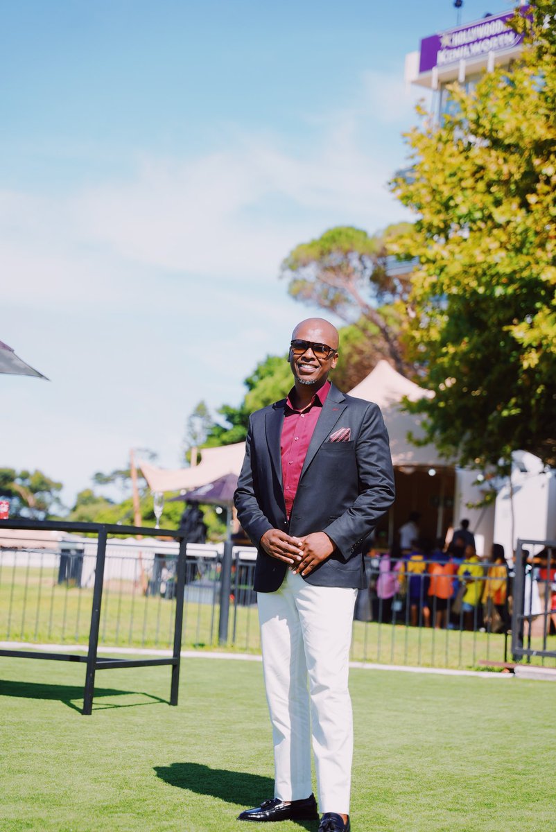 ThembaGwejela's tweet image. Wrapping up the summer in style at the Royal Race! This partnership between Cape Racing and @SABCPortal is all about making sport more inclusive, bringing the thrill of racing to every corner of South Africa. #RoyalRace #CapeRacingXSABC #SportForAll