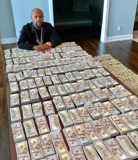 28 ENERGY IN THE AIR 

3+16+2+0+2+5 =28 

SNAKE YEAR 

RETWEET THIS TWEET TO MANIFEST WEALTH INTO YOUR LIFE 

#GG33