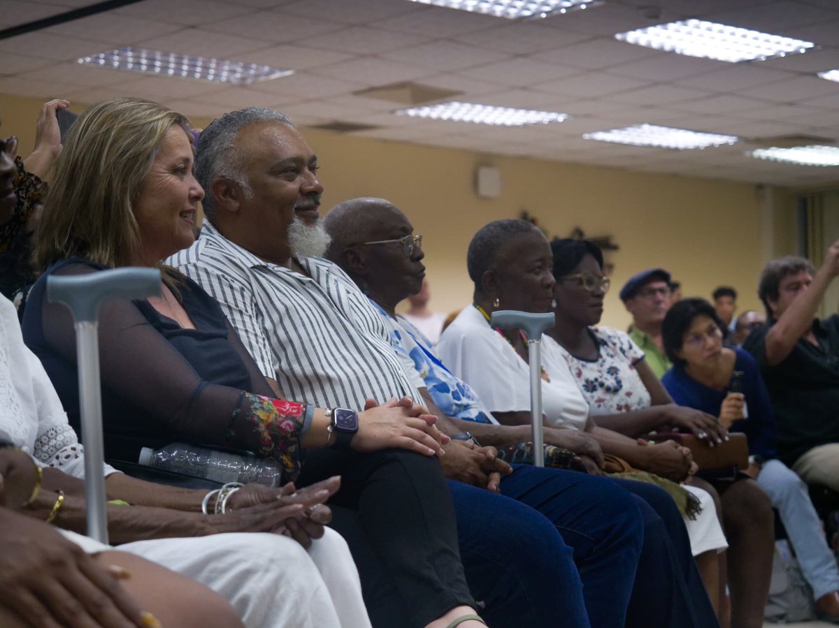 SgoAlvarezRoman's tweet photo. #FIDSA2025

Este 📅15 de marzo quedó oficialmente inaugurado la edición 22 del #FestivalSantiagoAlvarez con la 🗣del presidente ejecutivo del Festival Osain Álvarez Herrera. 

#Cinedocumental #SantiagoDeCuba https://t.co/Qq0Of3g1mZ