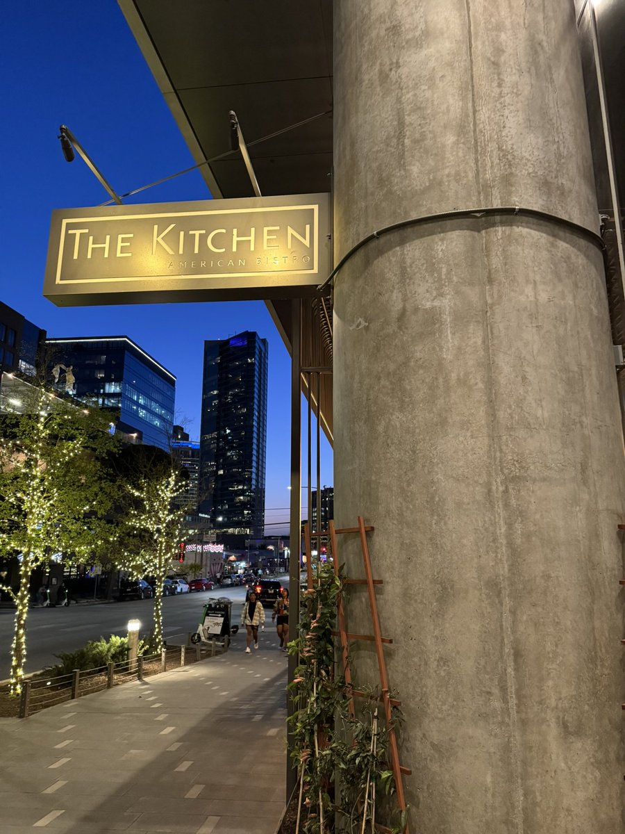 Aurora Stecher tweet media