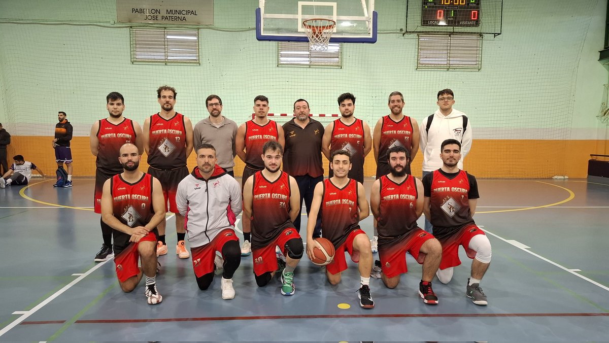 MarinaG21363564's tweet photo. Ayer jugó el Senior Local @TheSunBeauty , partido competido e igualado hasta el descanso. La falta de acierto y demás, nos hizo no compertirlo más. ENHORABUENA SEÑORES!!! @CDJPuertaOscura https://t.co/Ig8pg4S6Fk