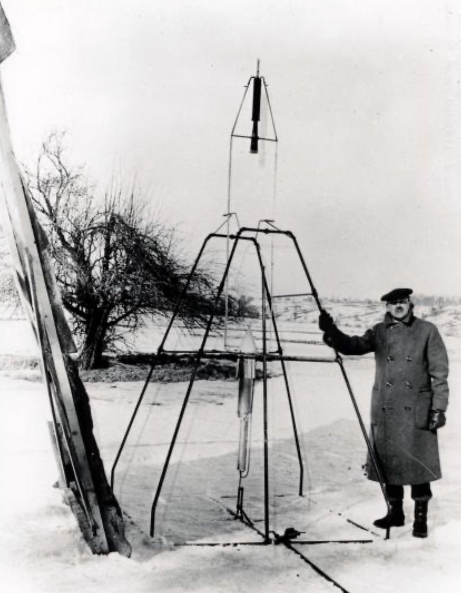 edwards345's tweet photo. 99 years ago today, physics professor Robert Goddard launched the first liquid-fueled rocket, soaring an underwhelming 41 feet before crashing into a cabbage field. Even though he was mocked in his time, he pushed on, pioneering the propulsion technology we use today. Without his backyard experiment there’s no Falcon 9, no Starship, no humans on the Moon or Mars. 👏👏