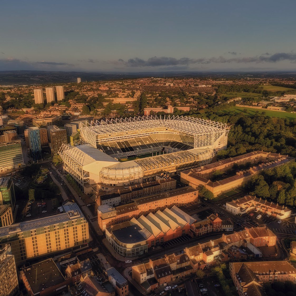 DailyNUFC_'s tweet photo. Do it for Sir Bobby.

Do it for Shearer.

Do it for Speedo.

Do it for Super Mac.

Do it for Beardsley.

Do it for Keegan.

Do it for Milburn.

Do it for Eddie.

Do it for Newcastle United.

🏆 | #NUFC https://t.co/74asOhIH6r