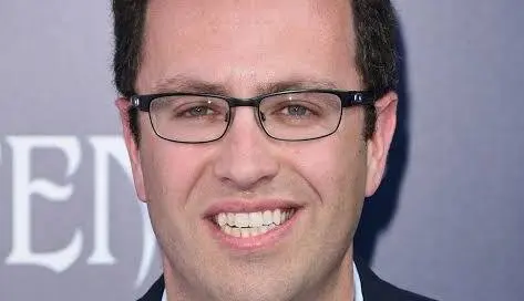 ShieldsClips's tweet photo. Did you know the former spokesman for Subway (and convicted child molester) Jared Fogle is jewish? https://t.co/QzR41Jvyzq