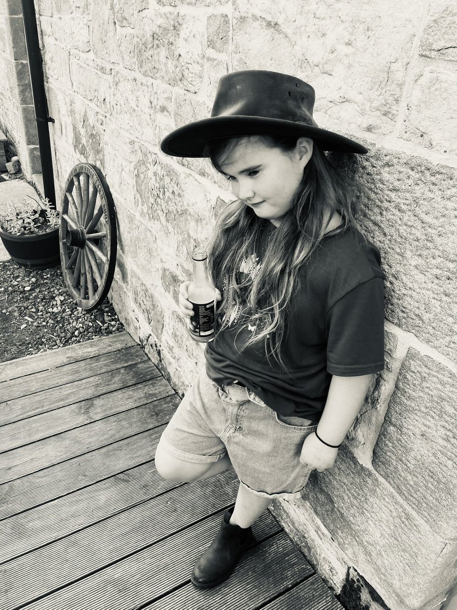 The Wee Farm Distillery tweet media