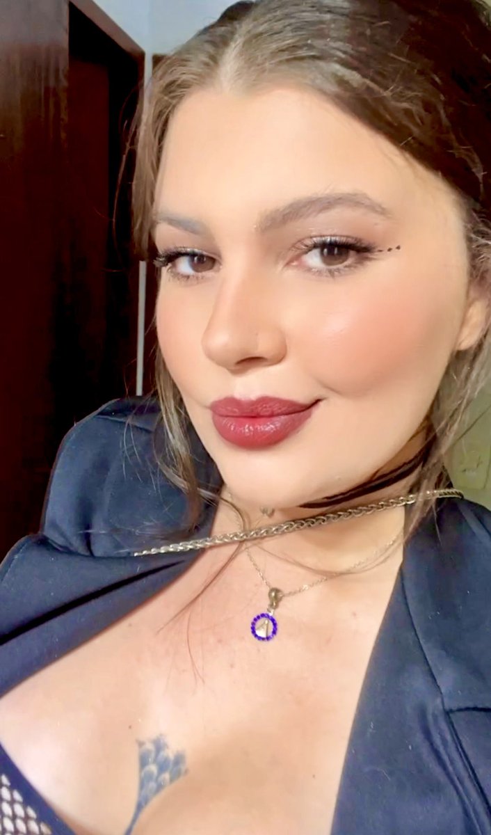 Love_kamiiOF's tweet photo. Faço lives e chats no Skype também! Basta enviar uma DM #skyp #live #INSTAGRAM https://t.co/ADTJK0tUTR