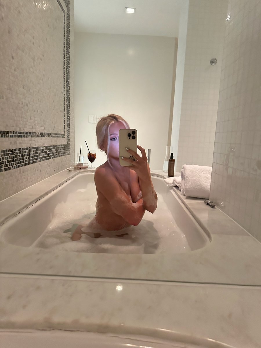 lexidreww's tweet photo. sending my first JOl to everyone who says 'hi' 💕 https://t.co/q0a1qspTO3