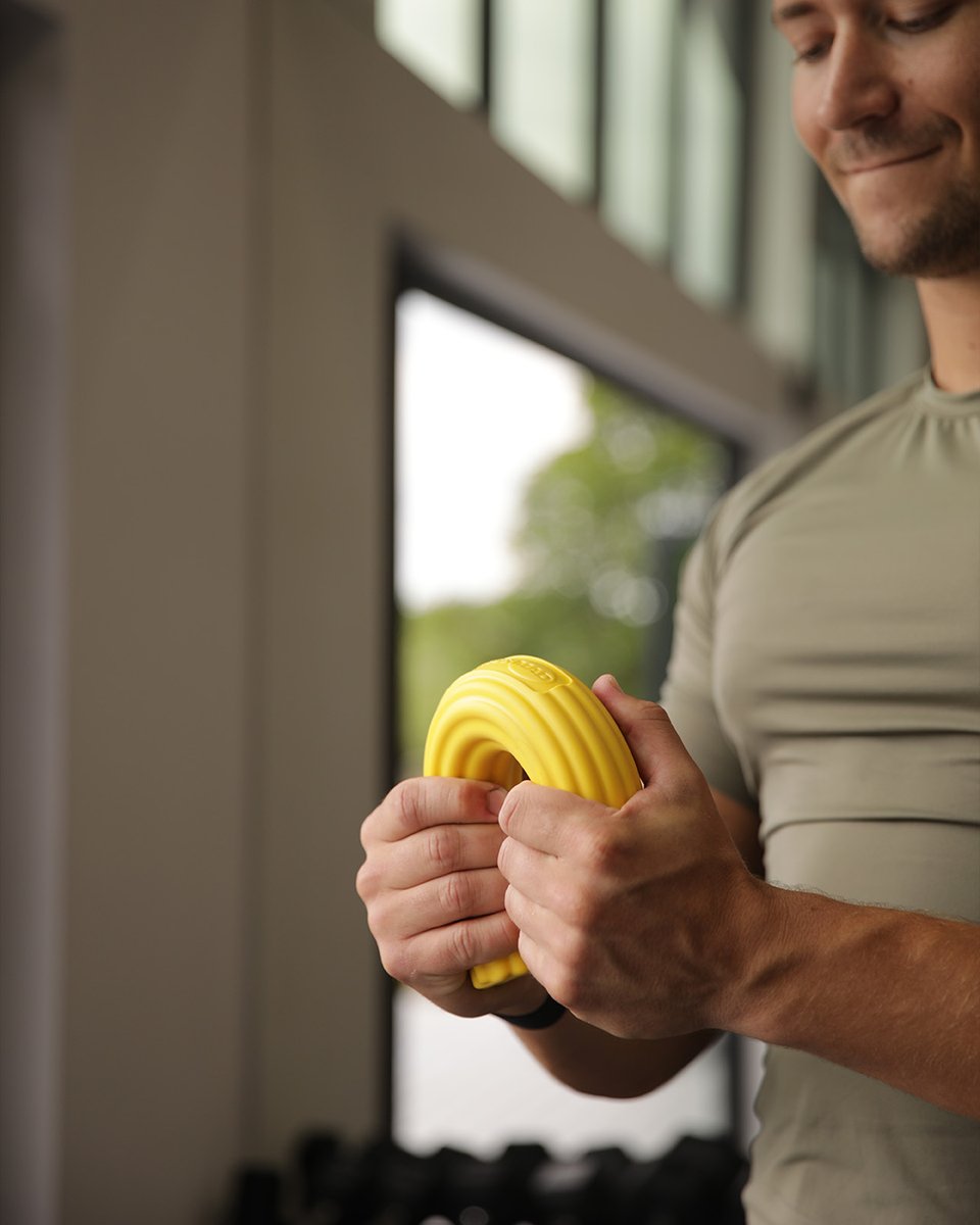 Recover, strengthen, and perform! 💪✨ The Twist &amp; Flex Resistance Bar is your go-to tool for relieving elbow, wrist, and forearm discomfort while building strength and flexibility 🔥 mad-hq.com/shop/fitness/s… #madhq #fitnessmad #strengthrecovery #twistflex