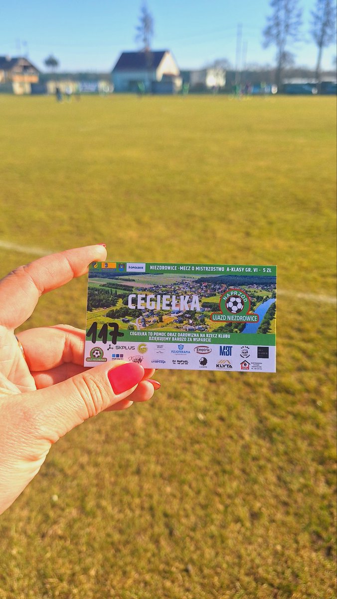 Futbolowamama's tweet photo. Słoneczna niedziela i opolska Aklasa ⚽️⚽️⚽️.
⛳️ Klasa A 2024/2025, grupa: Opole VI
📅16.03.2025
⏰️15:00
🥅 Naprzód Ujazd Niezdrowice 🆚️
LZS Obrowiec
⚽️ 3️⃣↔️0️⃣
Feat: @SzpilNa ❤️
#football #groundhopping #nizszeligi #sportoweopolskie
#match #Aklasa #bilet #meczyk https://t.co/Zu8ox6YGst