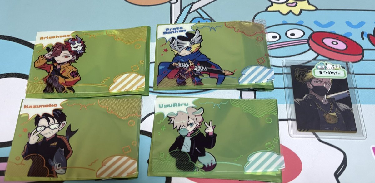 YYGYGY_'s tweet photo. 【交換・譲渡】 
crストア crazyraccoon store SD缶バッジ1・クリアカード

譲 ▶︎画像のもの

求 ▶︎ y/y 同種＞異種 or 定価+送料

詳細はALTご参照ください🙇‍♀️

郵送のみ、譲渡の場合PayPay or 銀行振込
お気軽にお声掛けください🌸 https://t.co/98hmoO0XxU