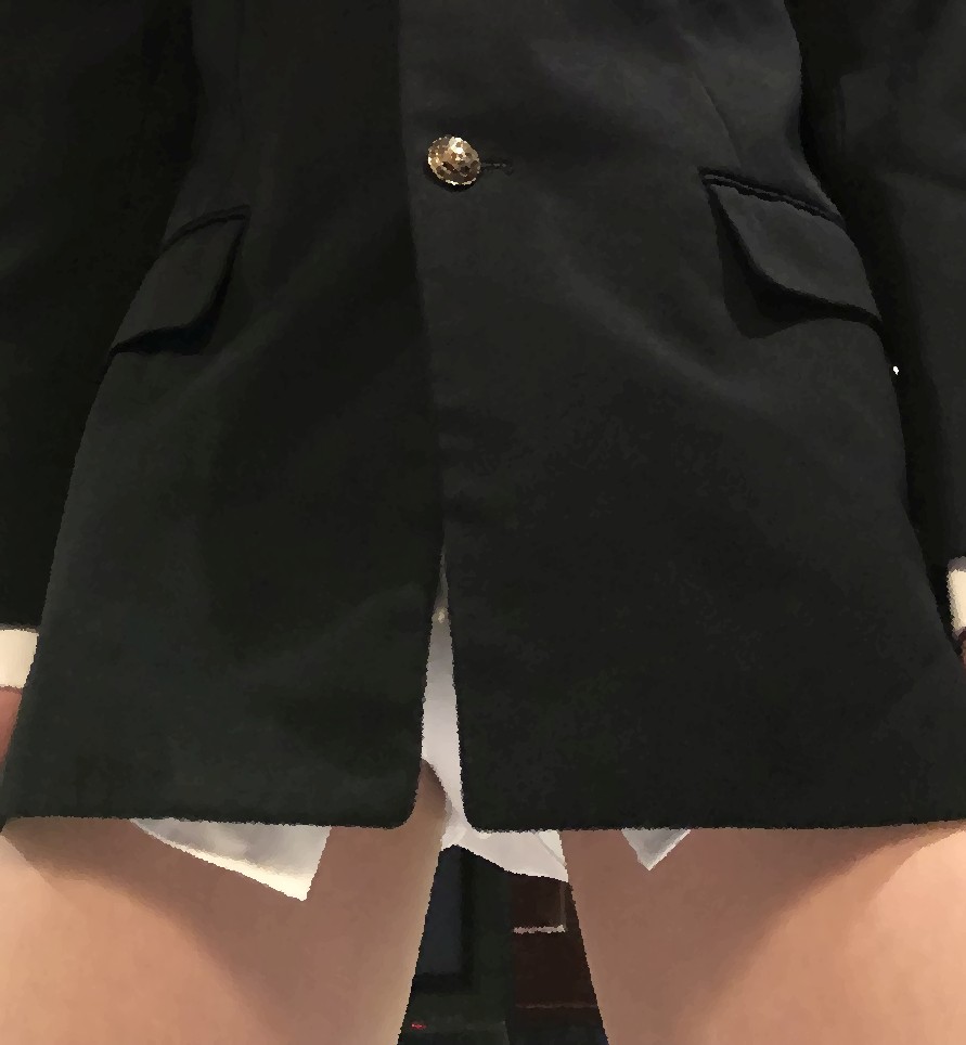 a strong hand on thigh