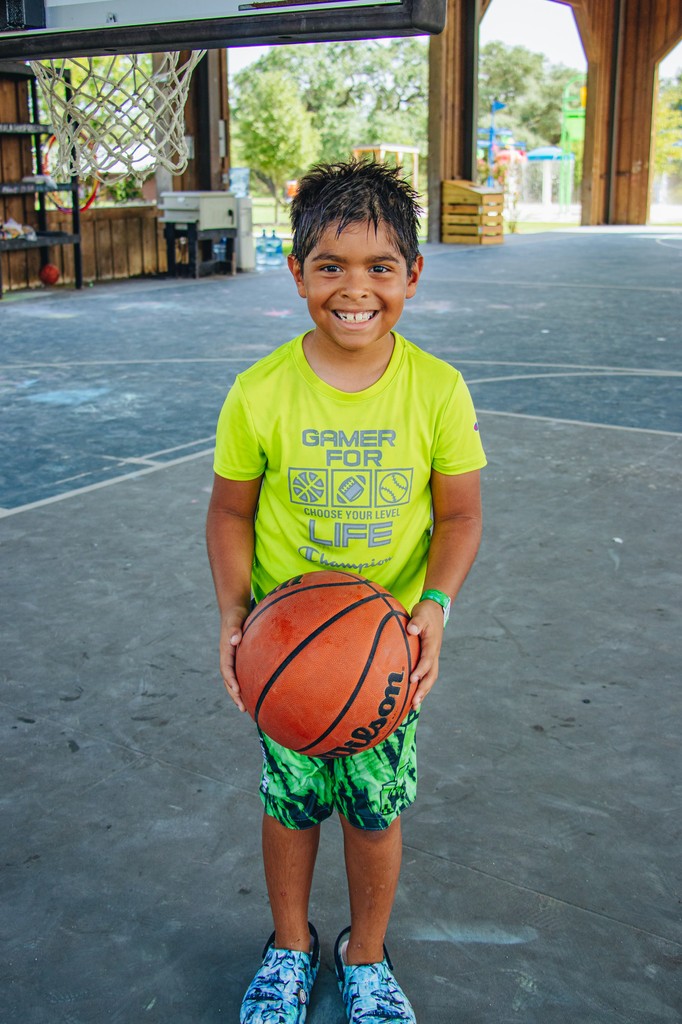 We're huge fans of March Madness here at the 'Rado! Who are you cheering on in the tournament?