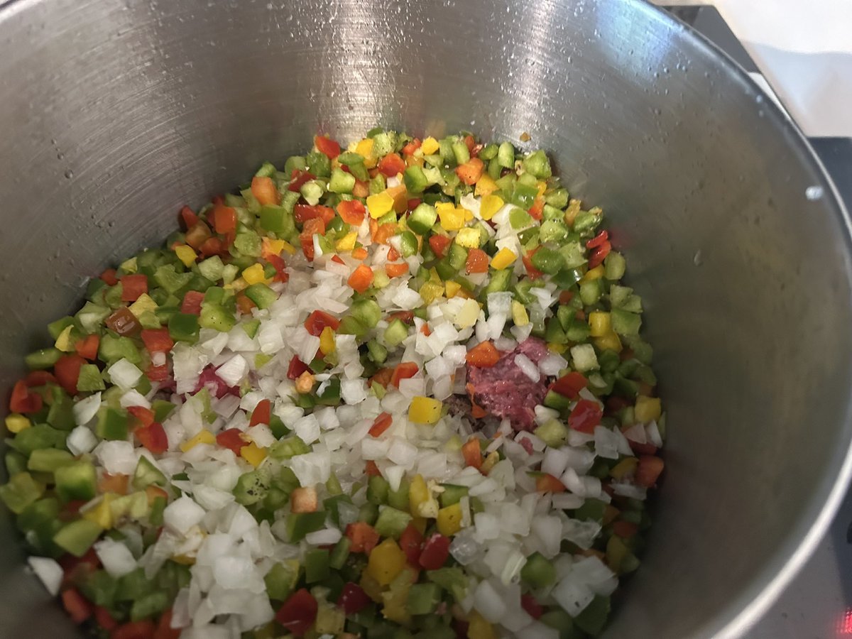 Dan I Cook tweet media