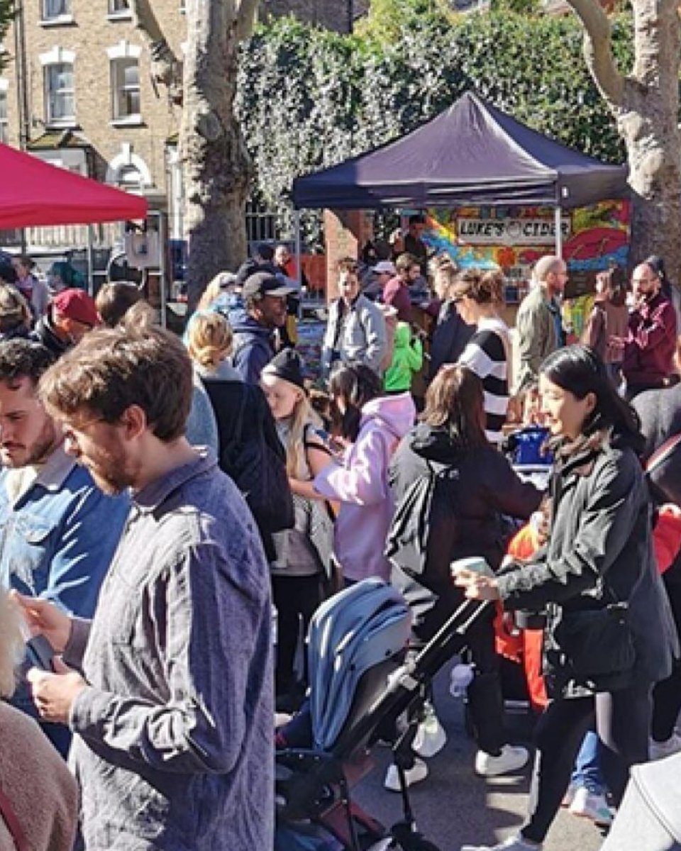 Discover Haringey's Vibrant Markets! From fresh produce to unique crafts, explore the best of local vendors at markets across Haringey. Find your nearest market and support local businesses! haringey.gov.uk/business/harin… #HaringeyMarkets #ShopLocal
