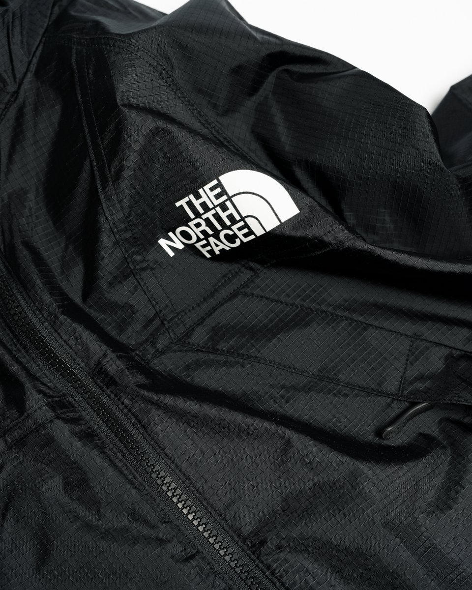 AFEWSTORE's tweet image. SHOP LINK ➡️ l8r.it/PryE

The NSE Wind Track Jacket from The North Face delivers lightweight protection with a classic edge.

#NeverStopExploring #TheNorthFace