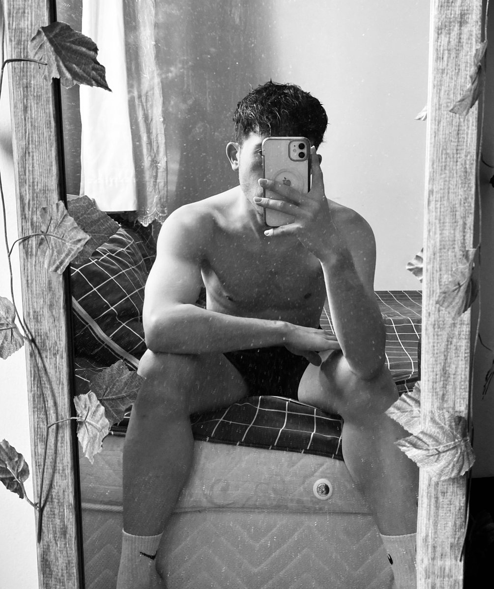 Aynayı temizlemem gerekiyor😒