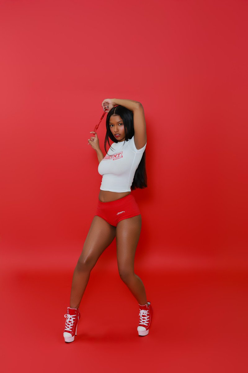1nylaaa_'s tweet photo. https://t.co/PuD908qwAY