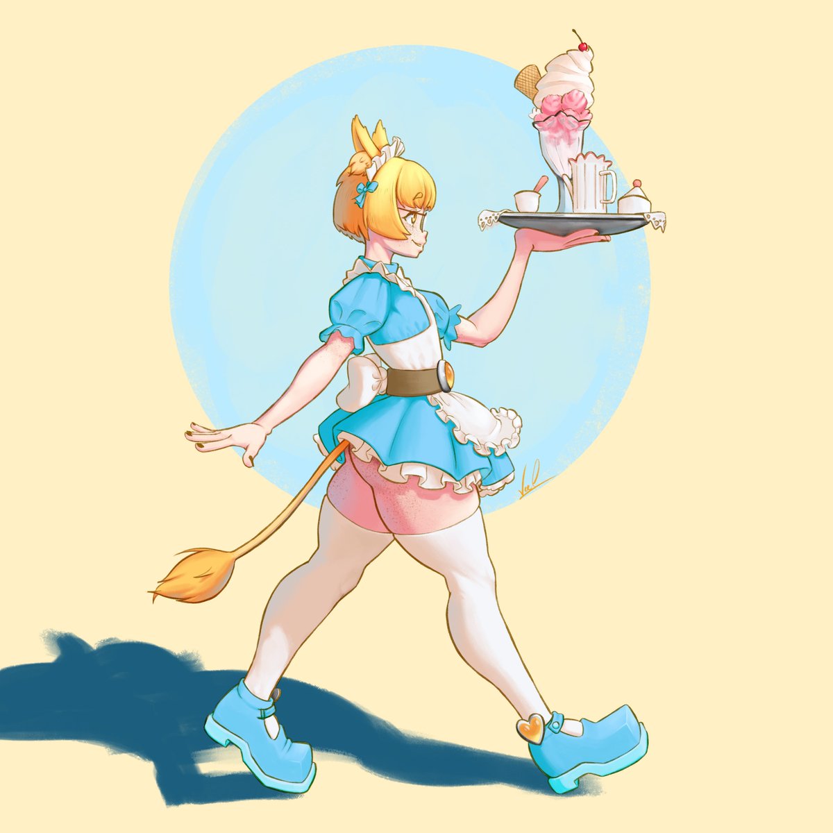 who wants ice cream? come at the maid cafe <3