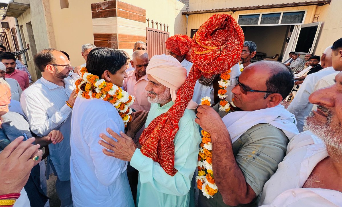 DeependerSHooda's tweet photo. आज अपने लोकसभा क्षेत्र के पारिवारिक साथियों के सुख-दुःख में। https://t.co/OWqaYY1bBl