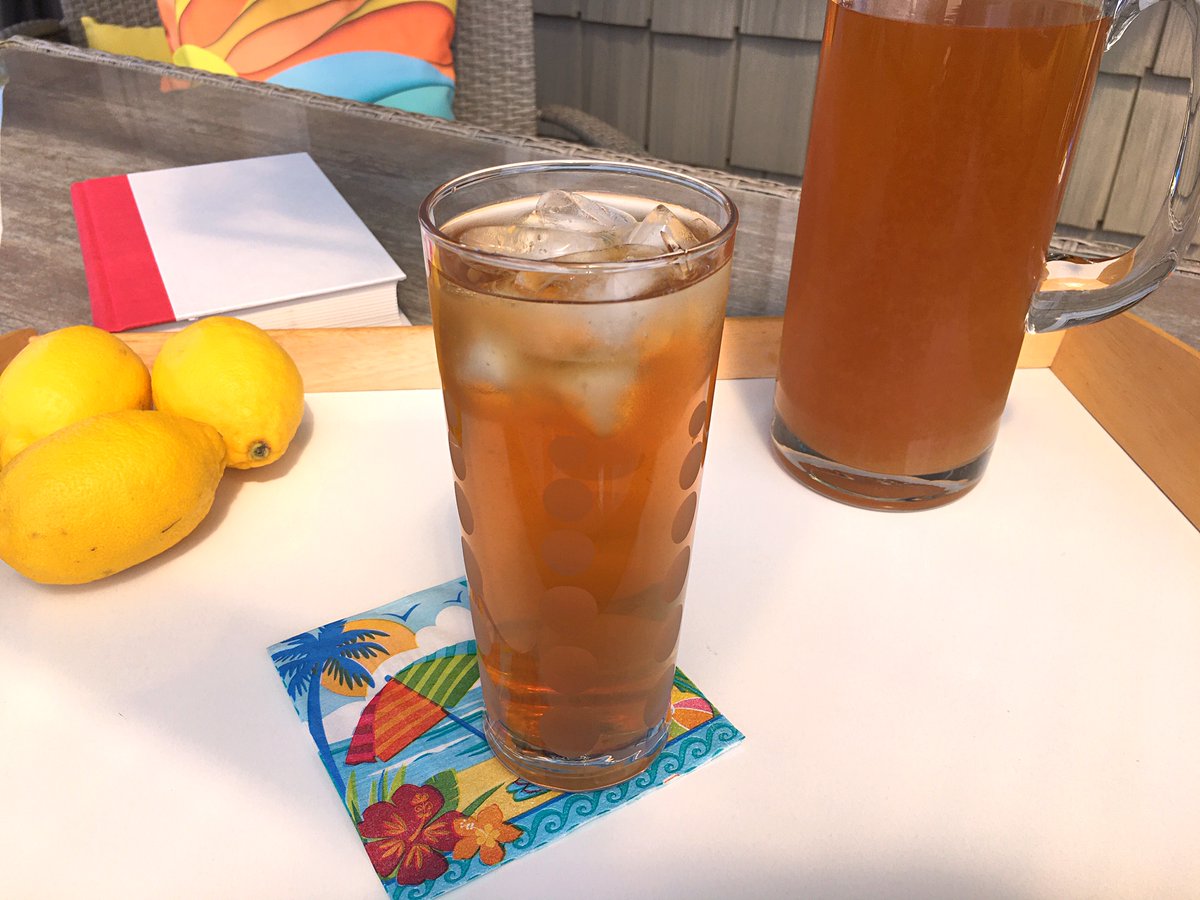 clubfoody1's tweet photo. Today is #TeaForTwoTuesday🫖
Lemon Iced Tea... thirst quenching! 😎
(check out my next post👆 & the previous one 👇 for more tea recipes😋)
#YouTube 📽️: https://t.co/M7xJSt88nx
#RECIPE ➡️: https://t.co/GZsedGJ99j
@EventGuideToday @DiningGuide2Day #RecipeOfTheDay