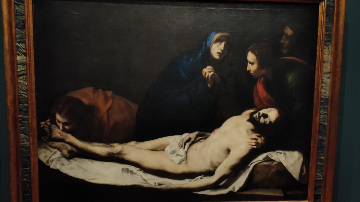 [Carnet de Culture]
Pietà portée

1635, Ribera est au sommet de son art 🎨

En Italie depuis plus d'un quart de siècle il s'est inspiré, puis affranchi du Caravage et a peint ça ⤵️

"Lamentations sur le Christ mort"

🧶Un fil pour découvrir tout ce que cache ce chef-d'œuvre 😳