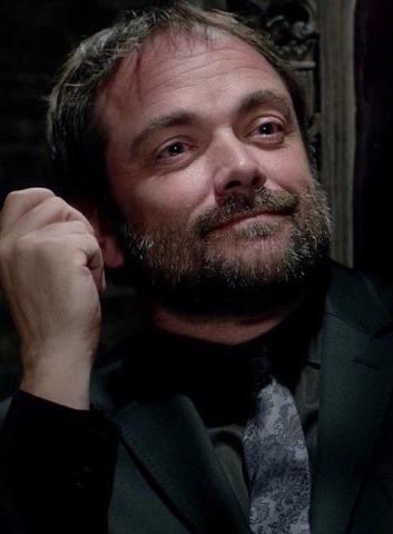 cr0ssroadsdemon's tweet photo. @ArchangelDeanW "What other stuff did you think I was doing?" https://t.co/7bFA5dAd9v
