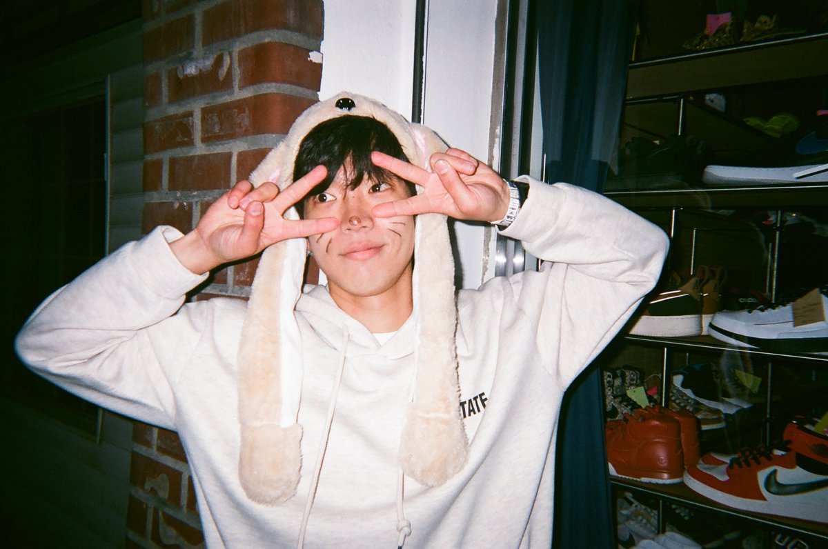 둠락이 tweet media