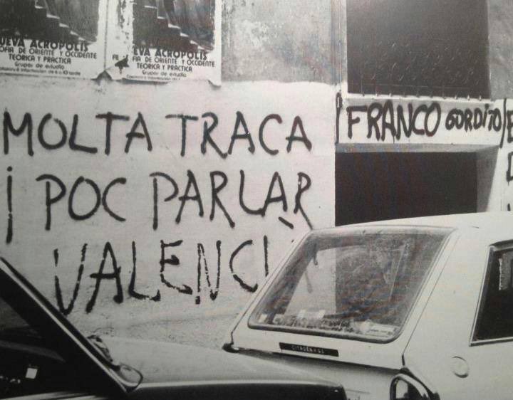 toni_molla's tweet photo. Un clàssic de la literatura (muralística) del país … https://t.co/6NanCoTBOw