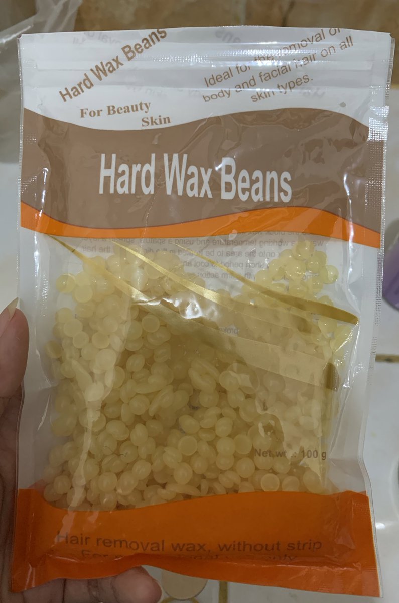 tweenagederstar's tweet photo. Aku beli di sini.. minusnya dia kek bau lilin gosongg gt siy ga wangi kayak sugar wax. Tp beda varian beda wangi mungkin https://t.co/HnXO0WOx5B
