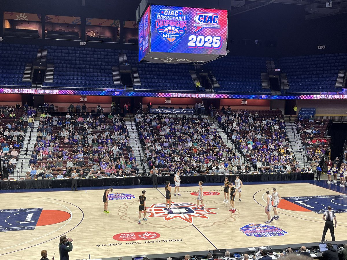 MTSbaseball2025's tweet image. HUGE day to be a Titan!
Game 1 just beginning at Mohegan Sun - good luck boys!