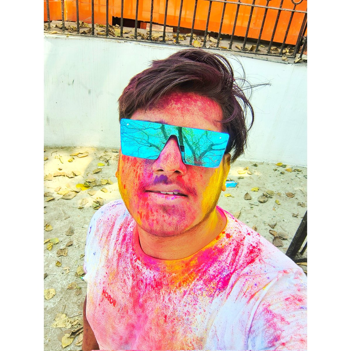 Ashutosh264's tweet photo. #Holi2025🔫❤️💚💛 https://t.co/6wDtkRhNwX