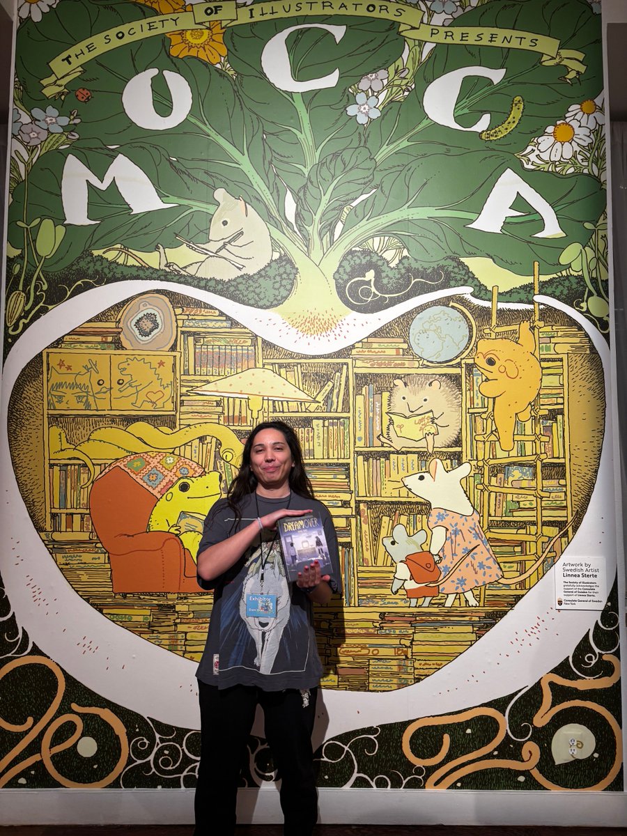 topshelfcomix's tweet photo. #Mocca2025 started with a bang!
Hanging with creators like Dani Diaz, Bradford Gambles, Kazimir Lee, Jon Allen, Allison Conway, & Maria Hoey.
We're meeting new fans & making art!
Stop by & pick up #Mocca show #debuts of #LowOrbit & #TheWell.
Your next read is at tables 140! https://t.co/FviA3YdswW