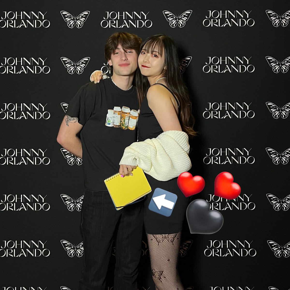 Eri__rr5's tweet photo. I GOTT A NEW TATTOO 🙈💞
FINALLY, I GET A HANDWRITEEN MESSAGE THAT JOHNNY WROTE ME💕💕
IT'S LIKE A DREAM🌈💞
PLZ COME TO JAPAM AGAIN🇯🇵🇯🇵🇯🇵
@johnnyorlando https://t.co/suwBqjJZEc
