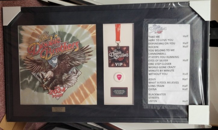 Our friend Kevin does custom framing. Checkout this #DoobieBrothers wall art. 

#madeinusa #GuitarPickDisplays 
#guitarpicks #guitarpickcollection #BackstagePass #VIPbackstage #setlist #customframing