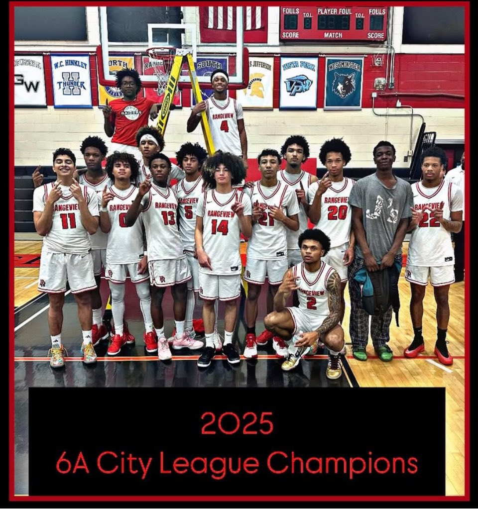 RaiderBoysHoops's tweet photo. We are extremely grateful for the support of Raider Nation. These guys care for each other and represented their community with heart and class. 🙏 https://t.co/4oWiIlUuLi