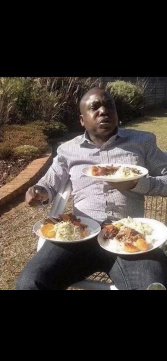 8Aisthanomai's tweet image. Ma mère me ramène différentes #spécialités #togolaises . Je vais finir comme ça.