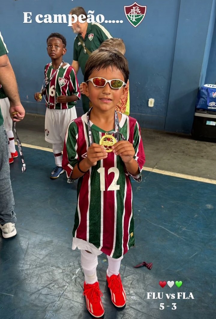 Thaisaffc_'s tweet photo. compartilhe o Lolo da sorte pra ser campeão 🏆 https://t.co/BbazwQsfSh