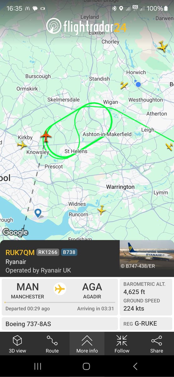 Ryanair 737 seem to be in a strange holding pattern.  <a href="/FlightEmergency/">Flight Emergency</a> <a href="/flightradar24/">Flightradar24</a>