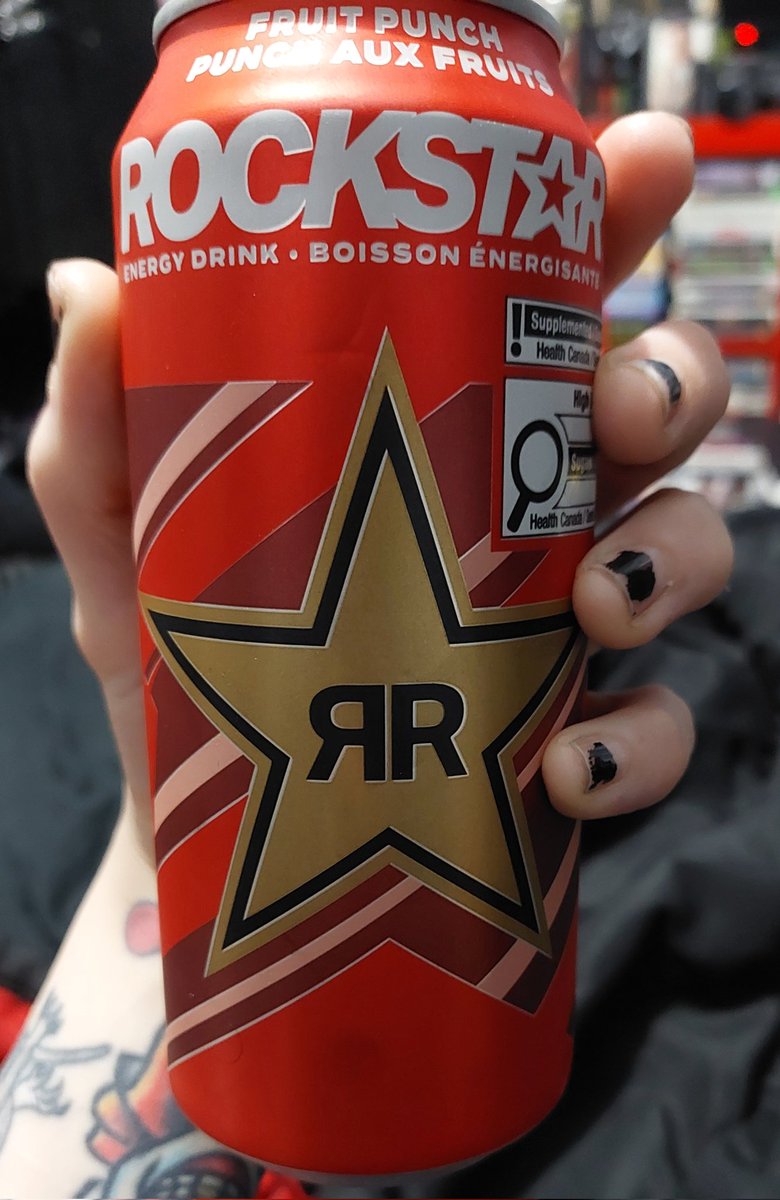 Vampryn_'s tweet photo. ok, @rockstarenergy this tastes awful. unfortunate because ive been a dedicated fruit punch rockstar enjoyer for years. super disappointed in the new formula. switching to another brand bc this isn't drinkable https://t.co/UhwTOdoVg1