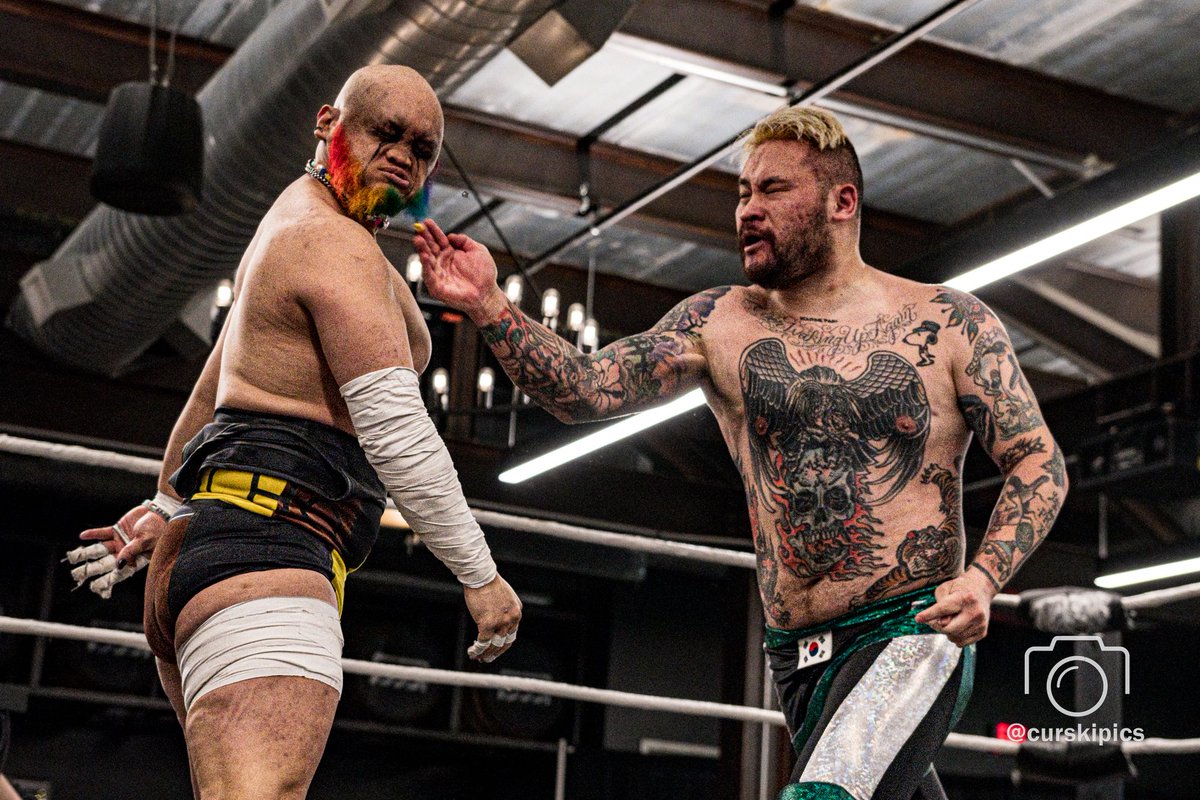 CurskiPics's tweet photo. The @kevinxku vs @Joeleesun match at @TimebombPro Wrestling was a fun hard hitting match on Thursday! This is one of my favorite photos of the night
#photography #timebombpro #kevinku #freakshowcho #wrestling #prowrestling #fargo #drekkerbrewing #wrestlingphotos #pentax https://t.co/Tis3VkOnBb