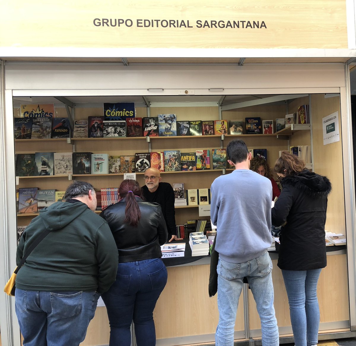SusoTrombo's tweet photo. Feria del libro de Loca. #Lorca : Un destino de libro. #editorialsargantana #Unúltimocaso @susaneja https://t.co/WhRGgXfoCG